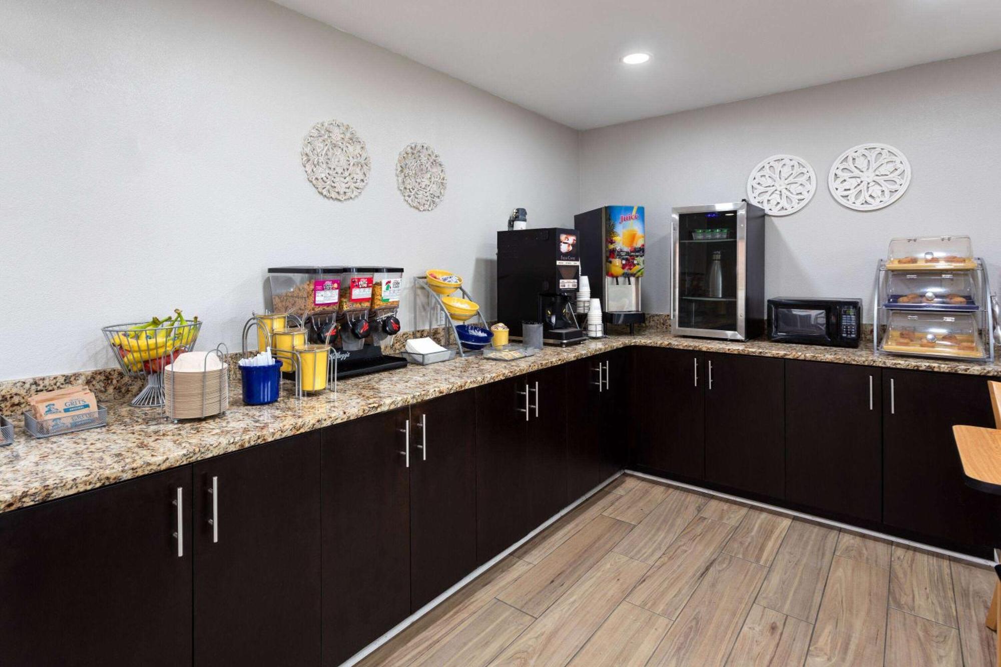 Days Inn By Wyndham Douglasville-Atlanta-Fairburn Road Ngoại thất bức ảnh