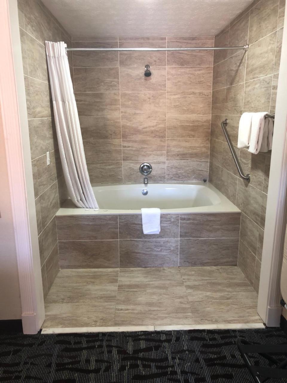 Days Inn By Wyndham Douglasville-Atlanta-Fairburn Road Ngoại thất bức ảnh